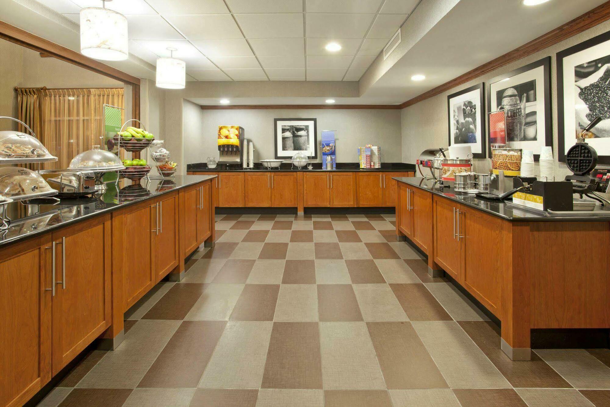 Hampton Inn & Suites Fort Worth-West-I-30 Zewnętrze zdjęcie